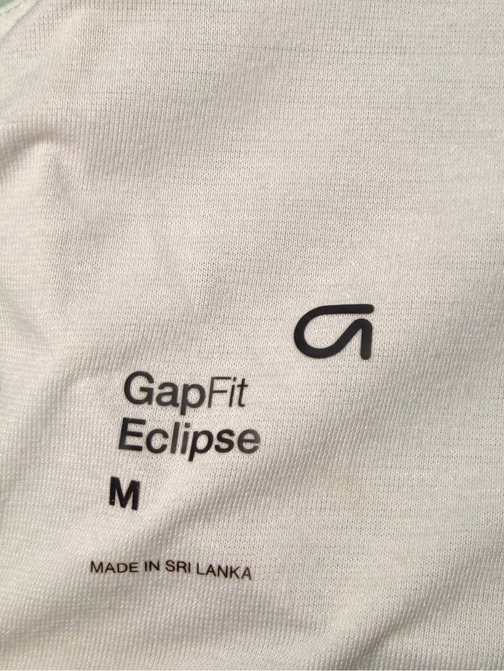 GapFit Eclipse Strappy Sports Bra Medium Support M Frothy Aqua Padded M Running - Picture 2 of 9